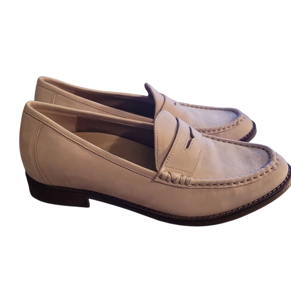 Vionic Waverly  Suede Loafers - 7.           S79 - Picture 1 of 7
